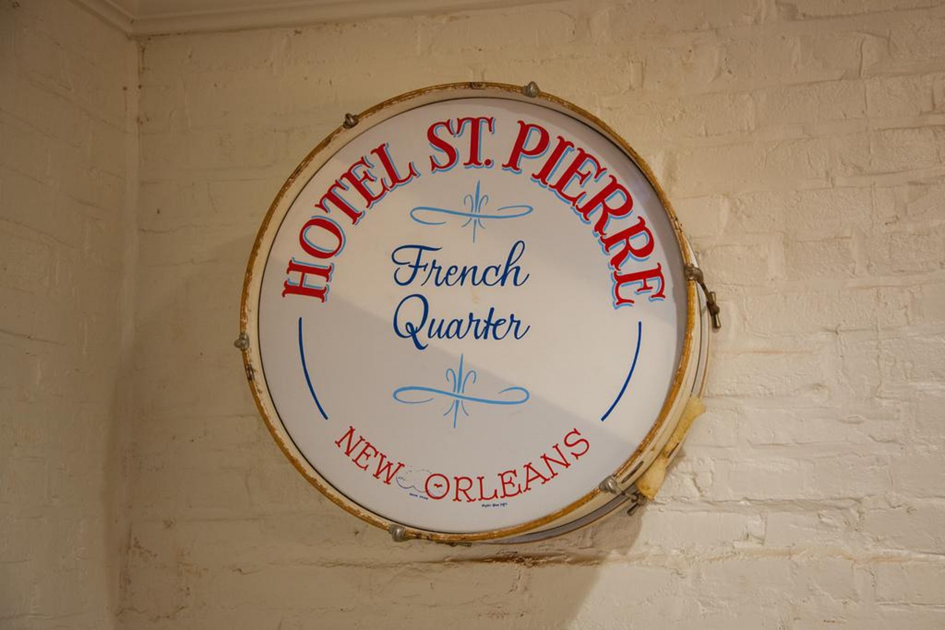 Hotel St. Pierre French Quarter New Orleans Exterior foto